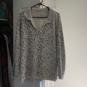Aerie grey leopard half zip